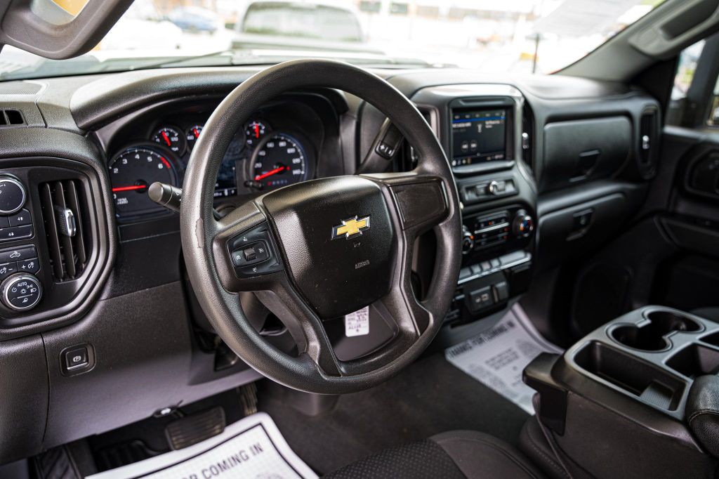2021 Chevrolet Silverado 1500 Image 11