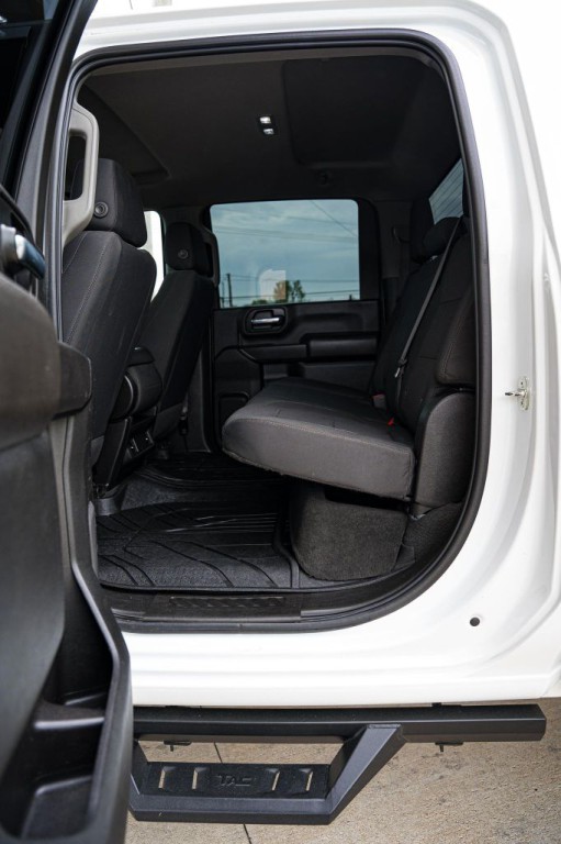 2021 Chevrolet Silverado 1500 Image 12