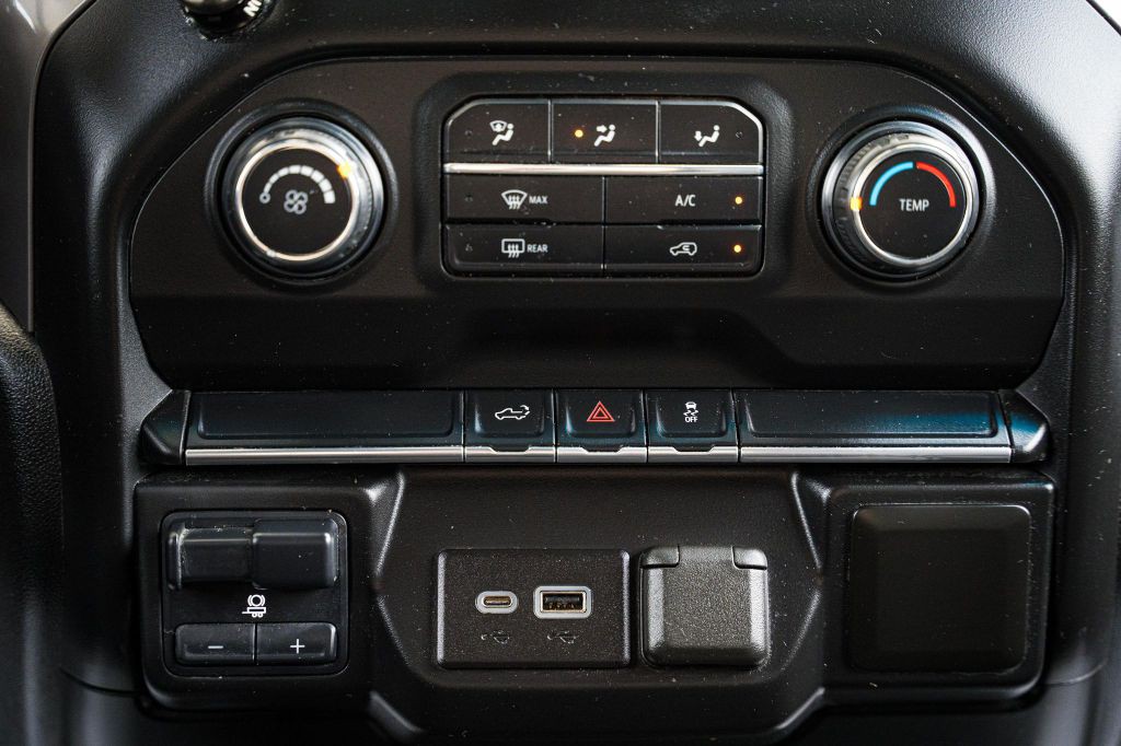 2021 Chevrolet Silverado 1500 Image 16