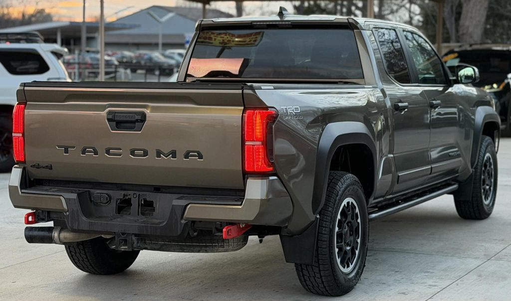 2024 Toyota Tacoma Image 4