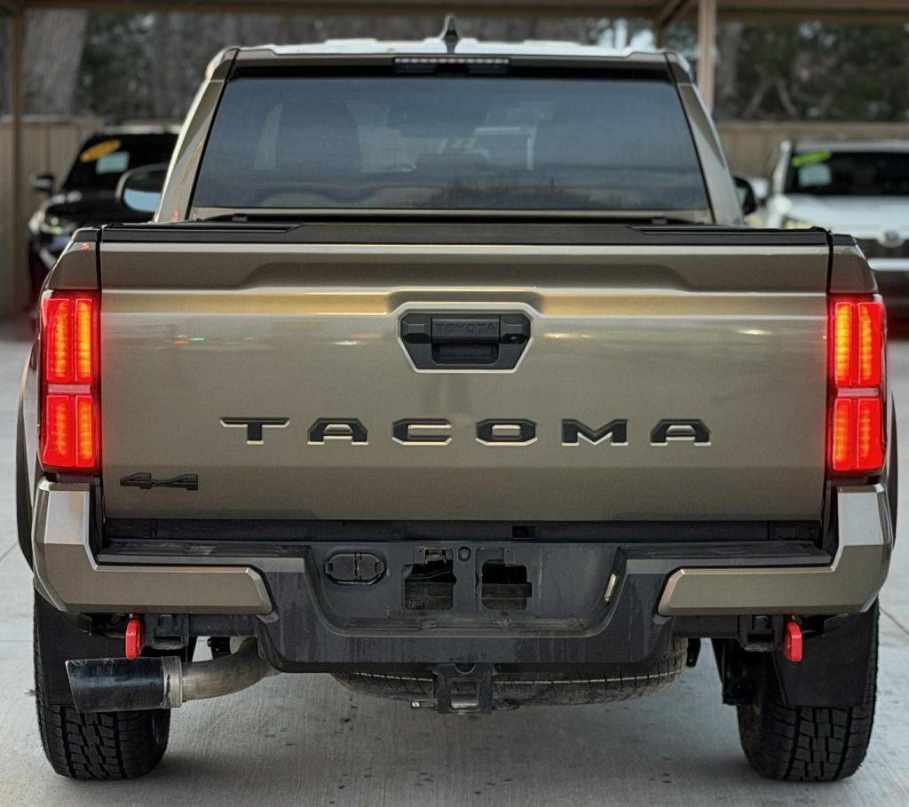 2024 Toyota Tacoma Image 5