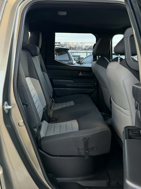 2024 Toyota Tacoma Image 13