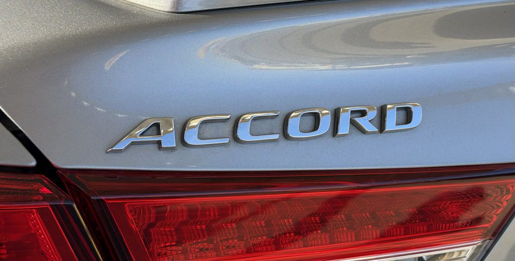 2020 Honda Accord Image 7