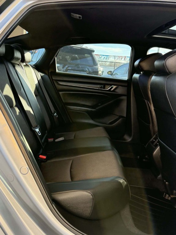 2020 Honda Accord Image 11