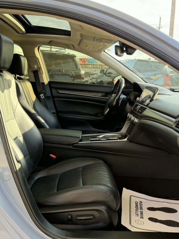 2021 Honda Accord Image 16