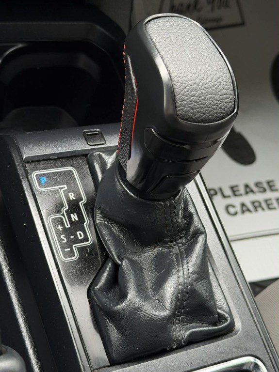 2019 Toyota Tacoma Image 16