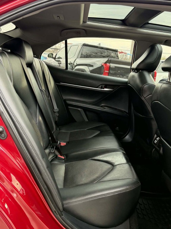2022 Toyota Camry Image 11