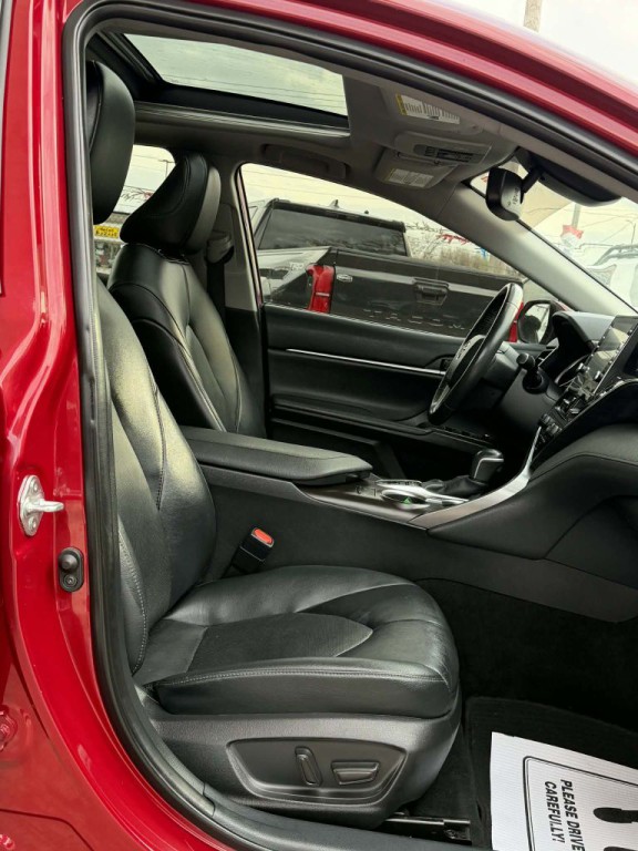 2022 Toyota Camry Image 12