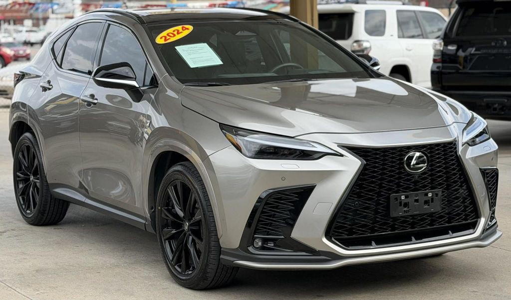 2024 Lexus NX Image 3