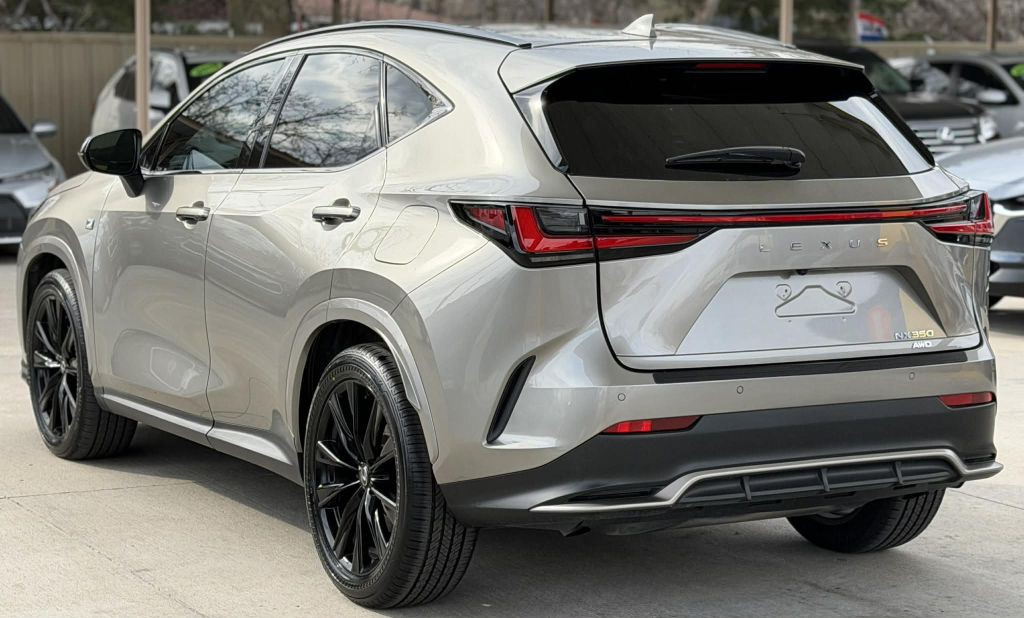 2024 Lexus NX Image 6