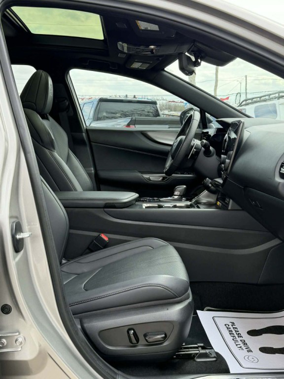2024 Lexus NX Image 16