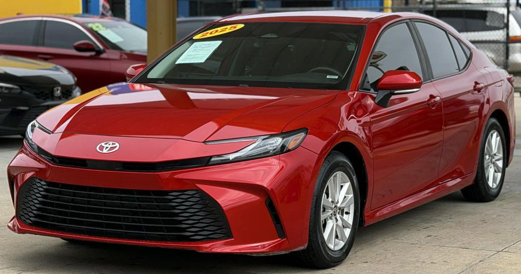 2025 Toyota Camry Image 1