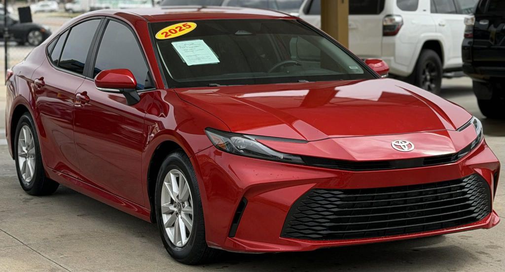 2025 Toyota Camry Image 3