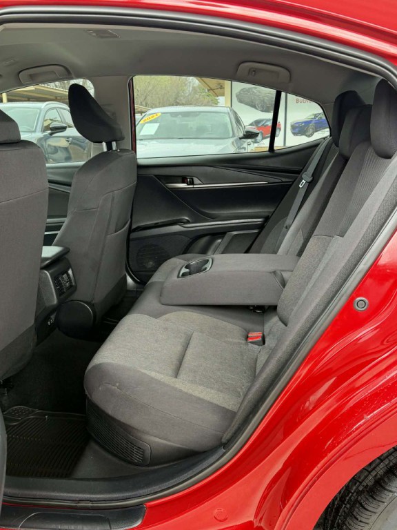 2025 Toyota Camry Image 12