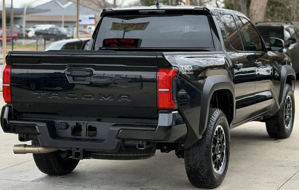 2025 Toyota Tacoma Image 4