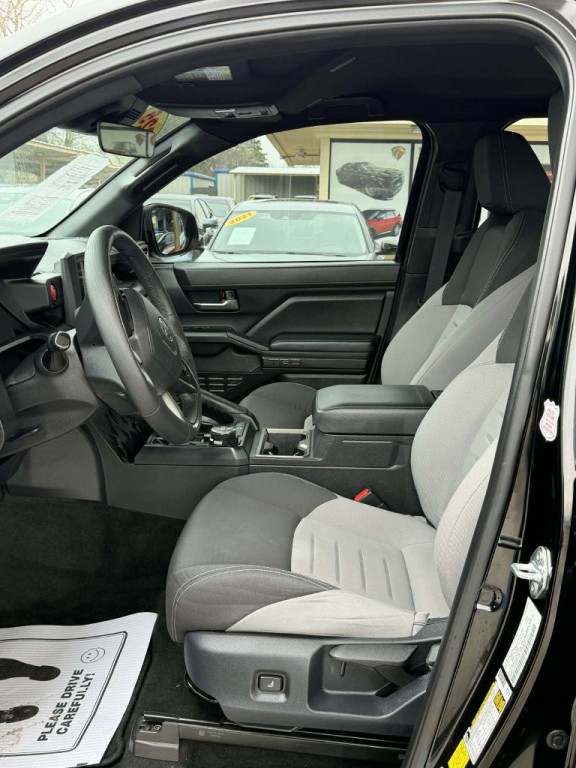 2025 Toyota Tacoma Image 8