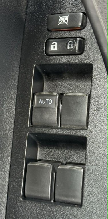 2015 Toyota Corolla Image 8