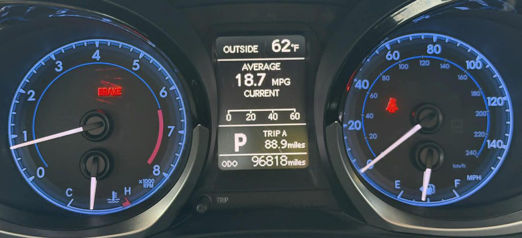 2015 Toyota Corolla Image 16