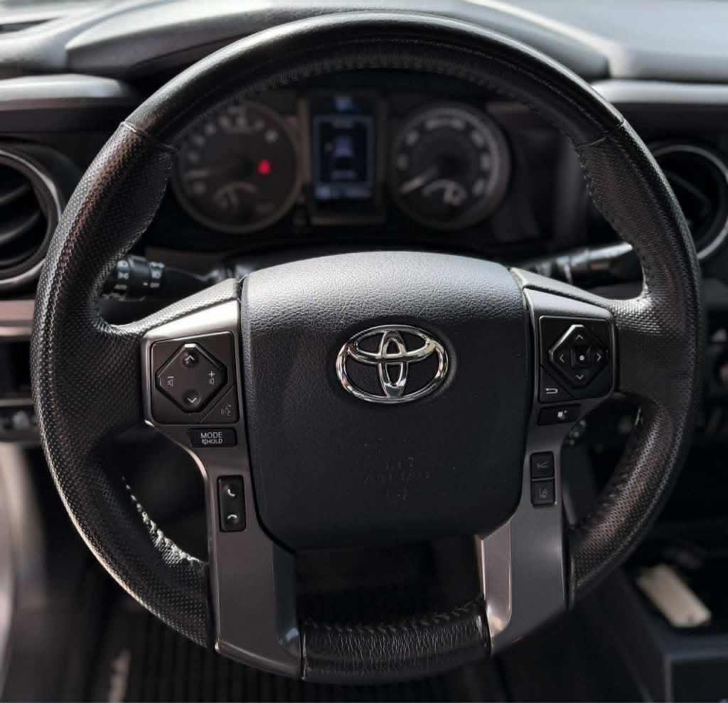 2018 Toyota Tacoma Image 10