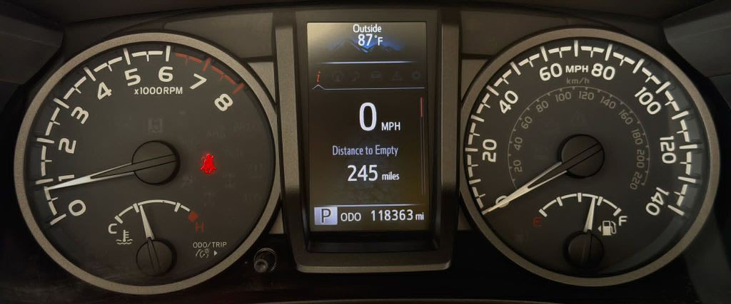 2018 Toyota Tacoma Image 15