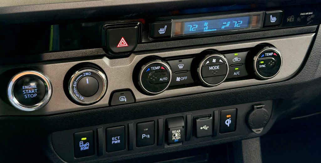 2023 Toyota Tacoma Image 18