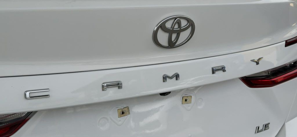 2025 Toyota Camry Image 9