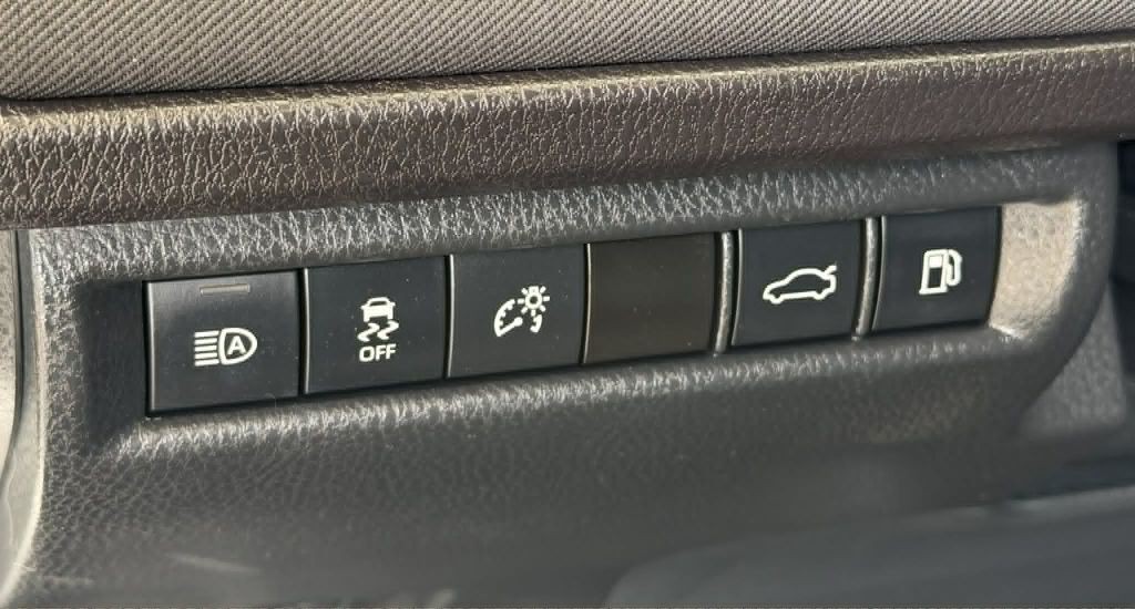 2025 Toyota Camry Image 11
