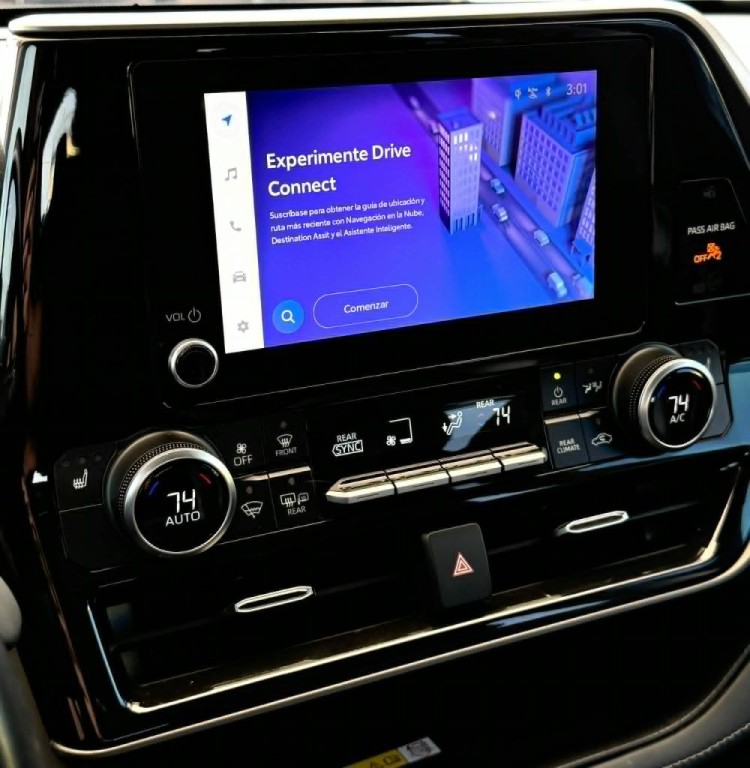 2023 Toyota Highlander Image 18