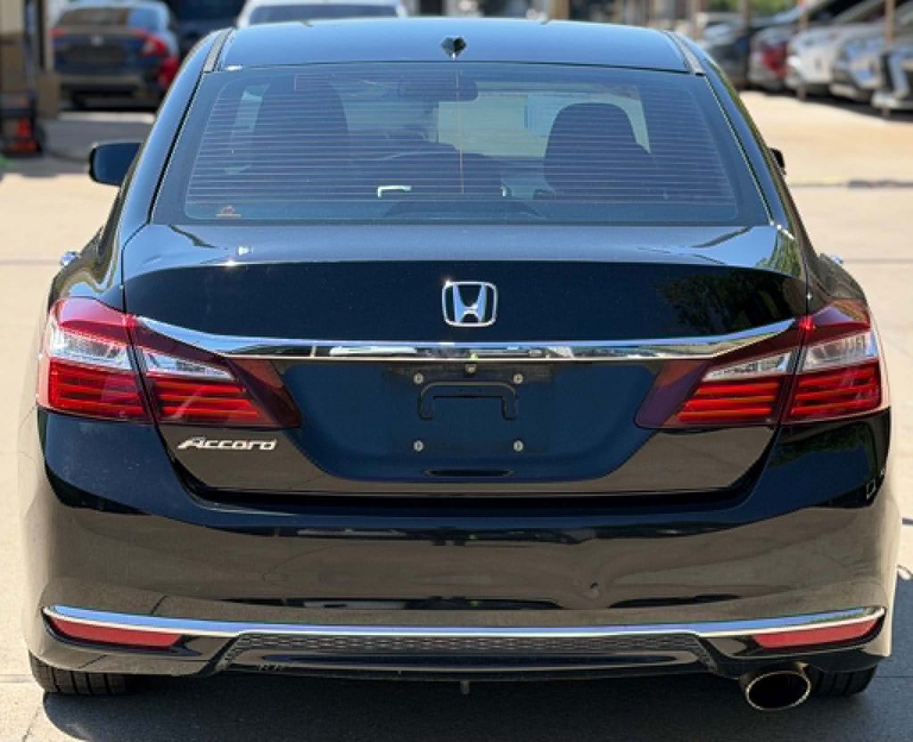 2016 Honda Accord Image 5