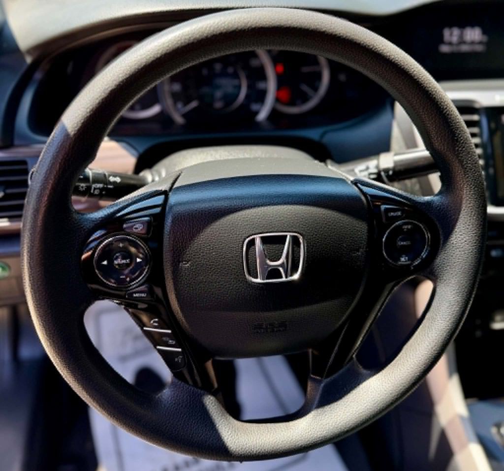 2016 Honda Accord Image 10