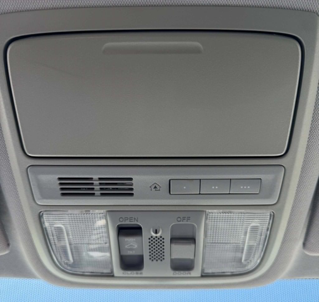 2016 Honda Accord Image 15