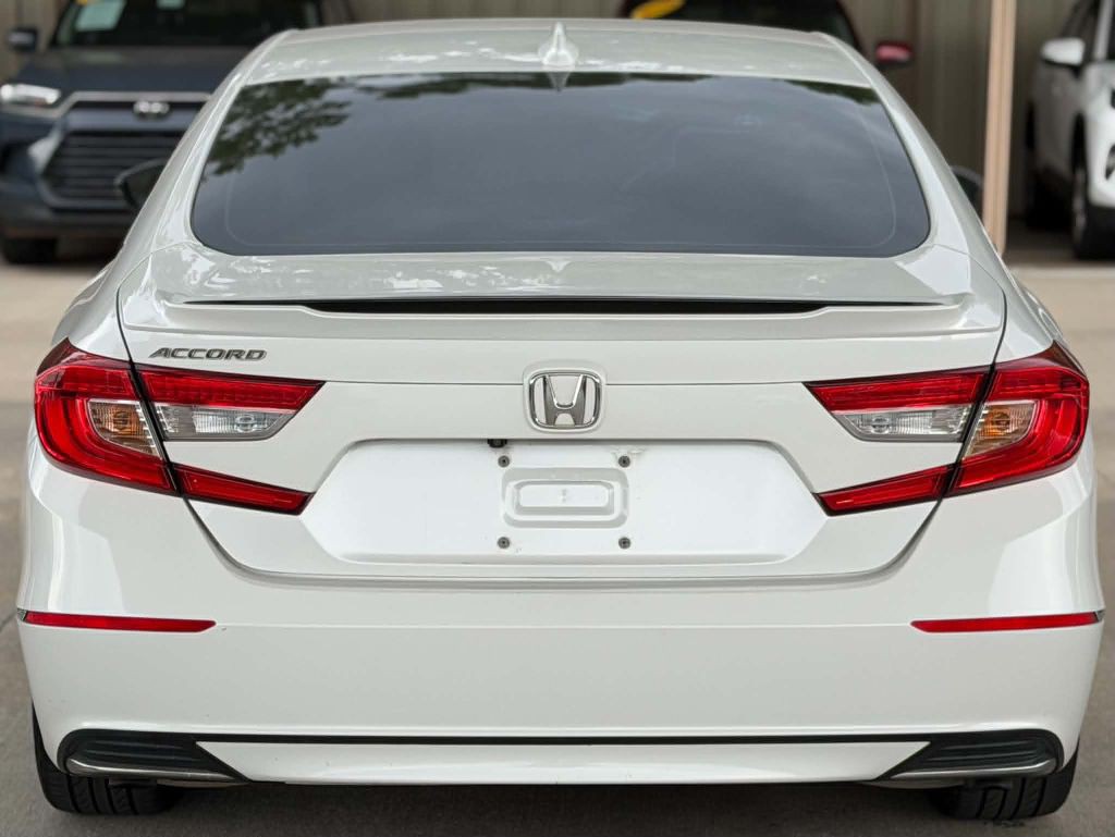 2018 Honda Accord Image 5