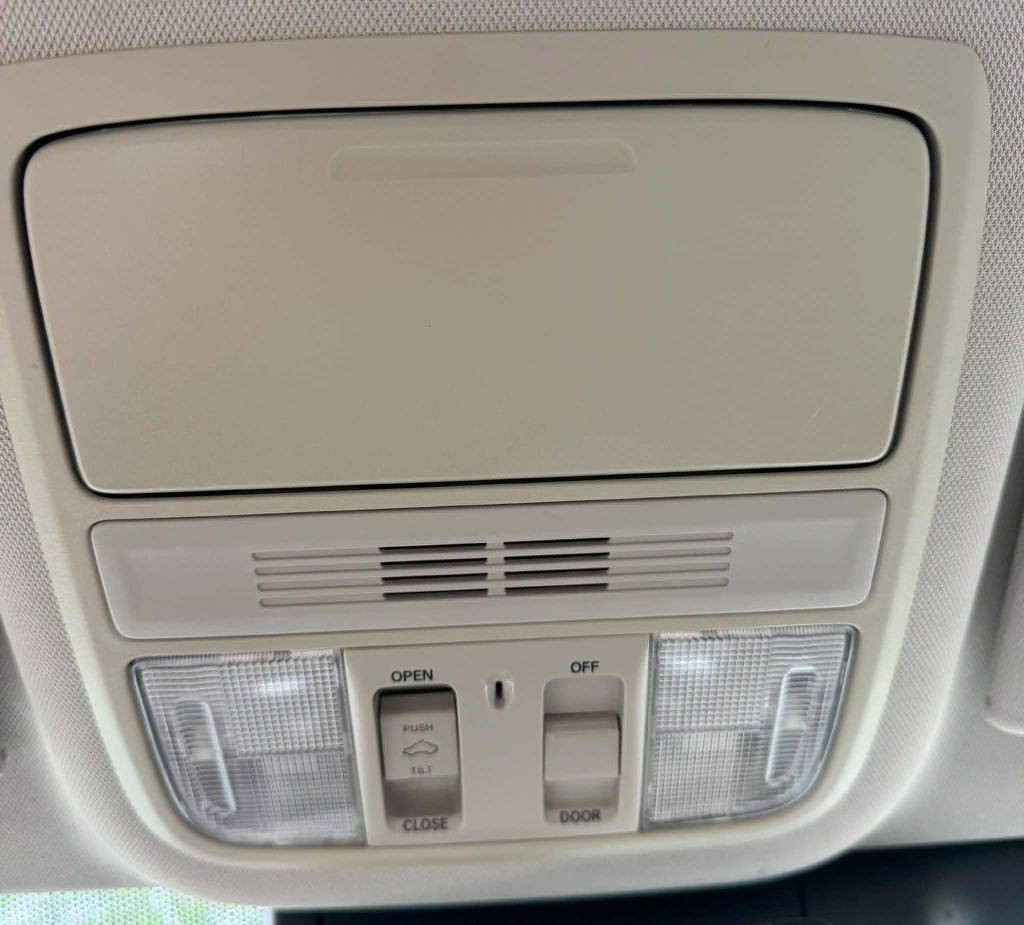 2018 Honda Accord Image 19