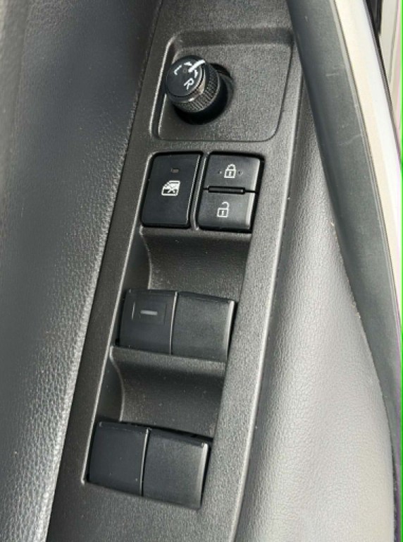 2022 Toyota Corolla Image 9