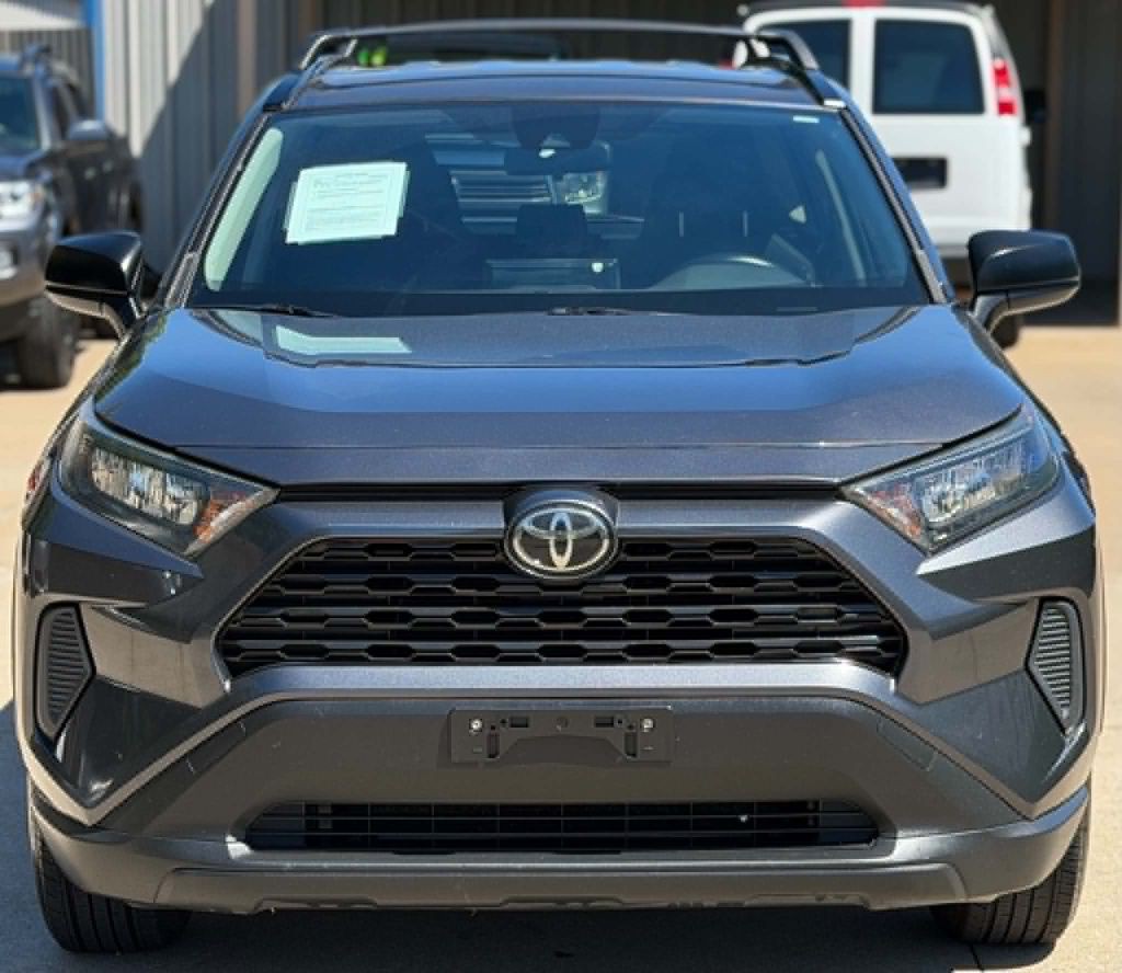 2019 Toyota Rav4 Image 2
