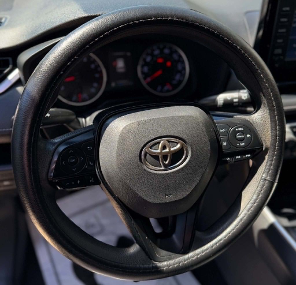 2019 Toyota Rav4 Image 11