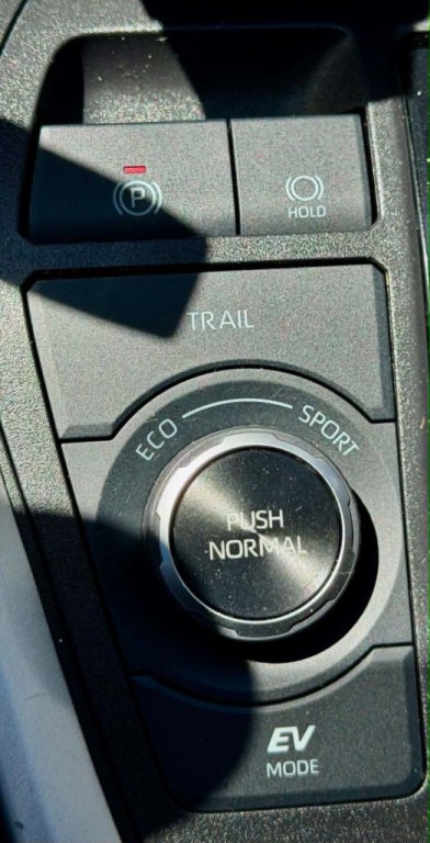 2025 Toyota Rav4 Image 17