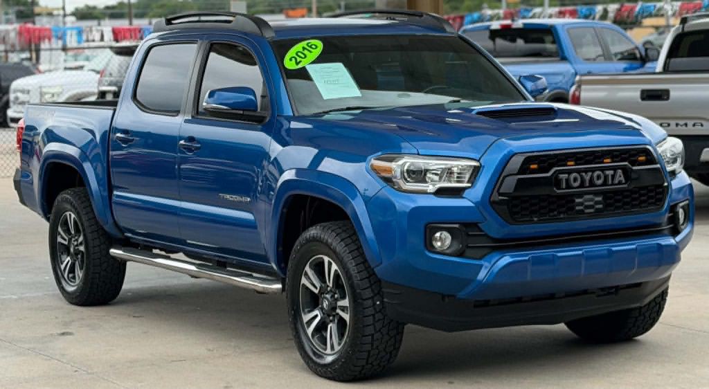 2016 Toyota Tacoma Image 3
