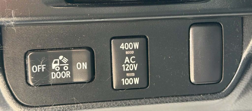 2016 Toyota Tacoma Image 10