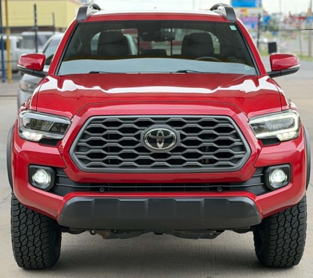 2021 Toyota Tacoma Image 2