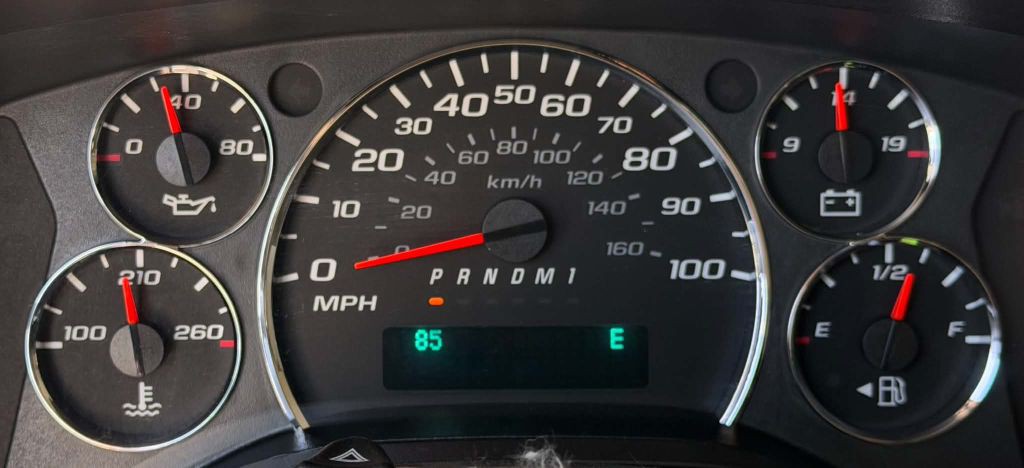 2014 Chevrolet Express Image 12