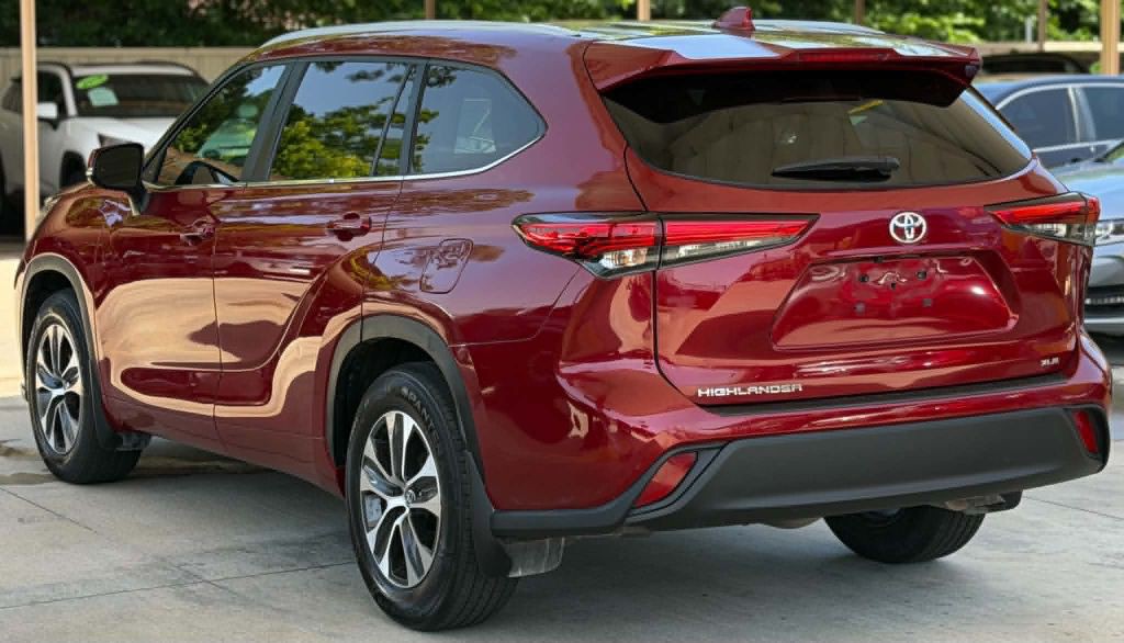 2023 Toyota Highlander Image 6