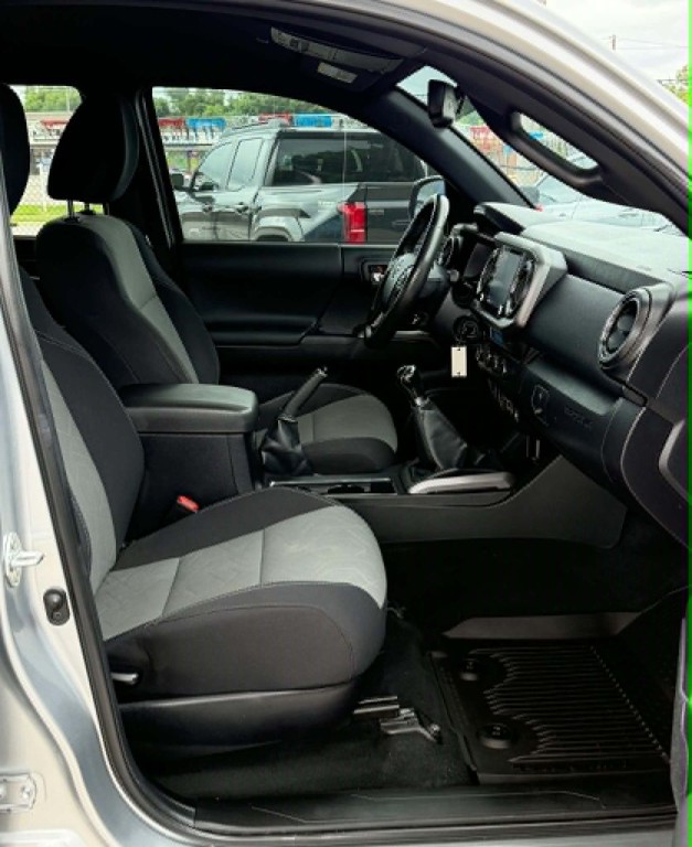 2022 Toyota Tacoma Image 14