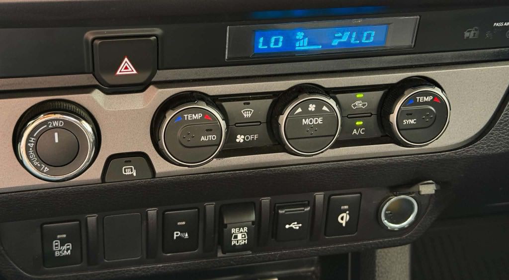 2022 Toyota Tacoma Image 16