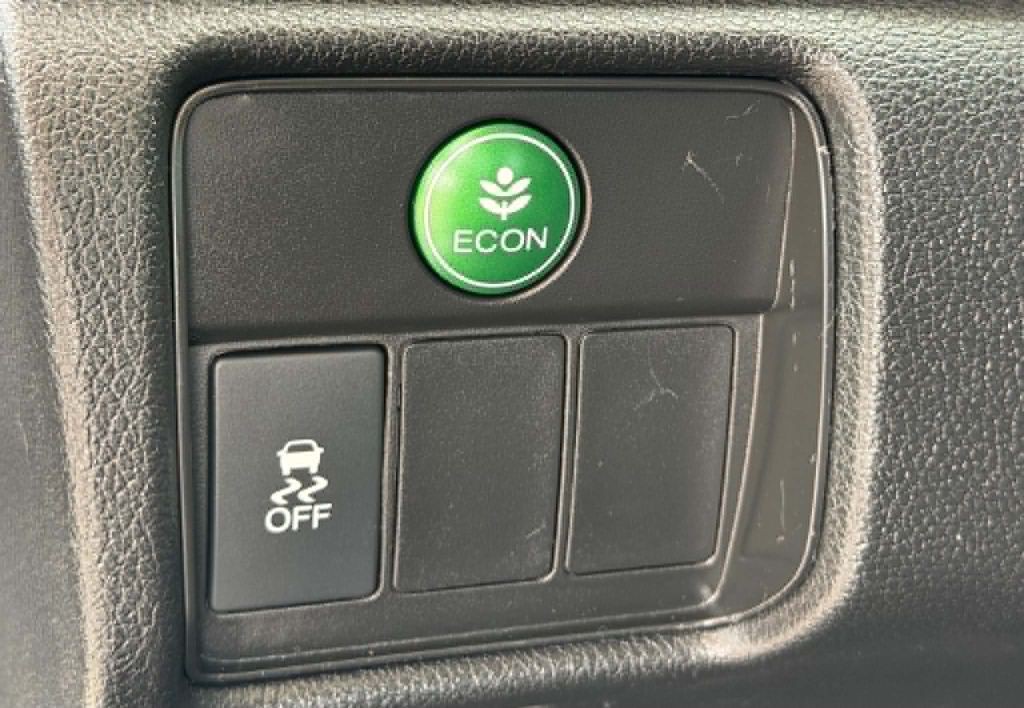 2016 Honda Accord Image 8