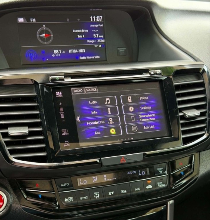 2016 Honda Accord Image 13