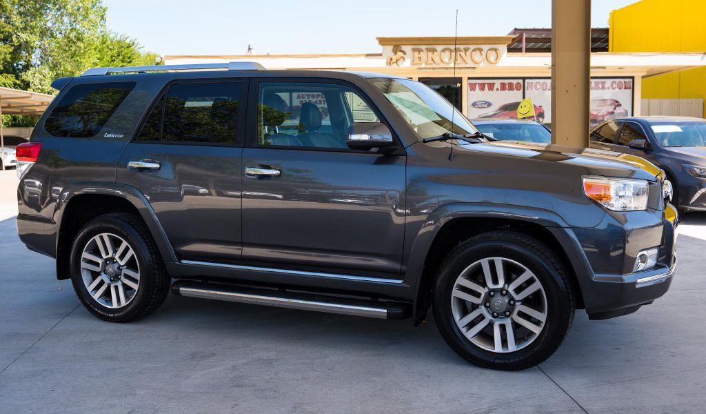 2013 Toyota 4Runner Image 6