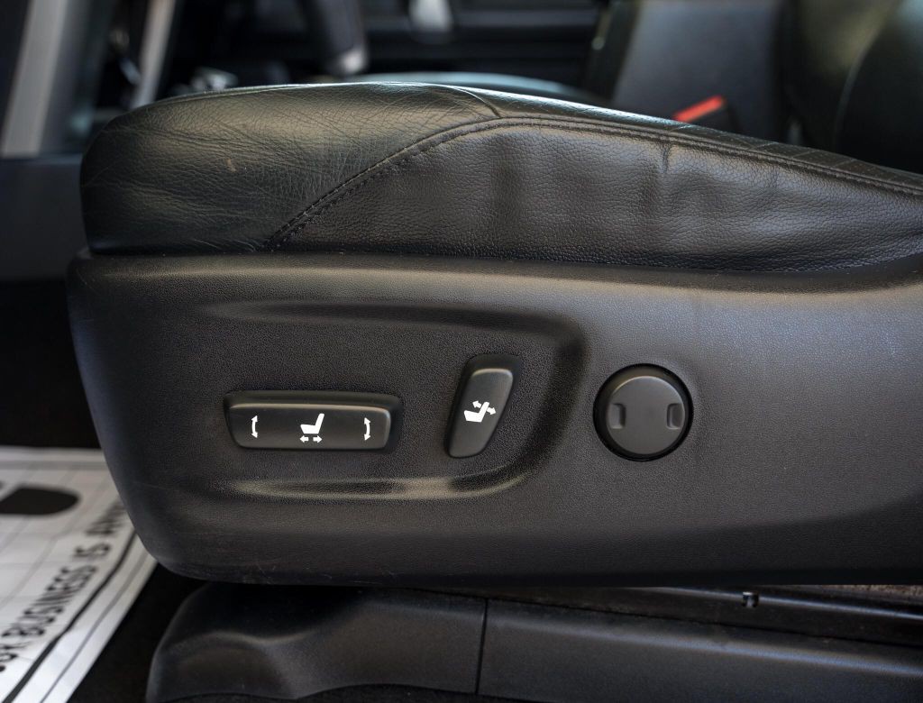 2013 Toyota 4Runner Image 13
