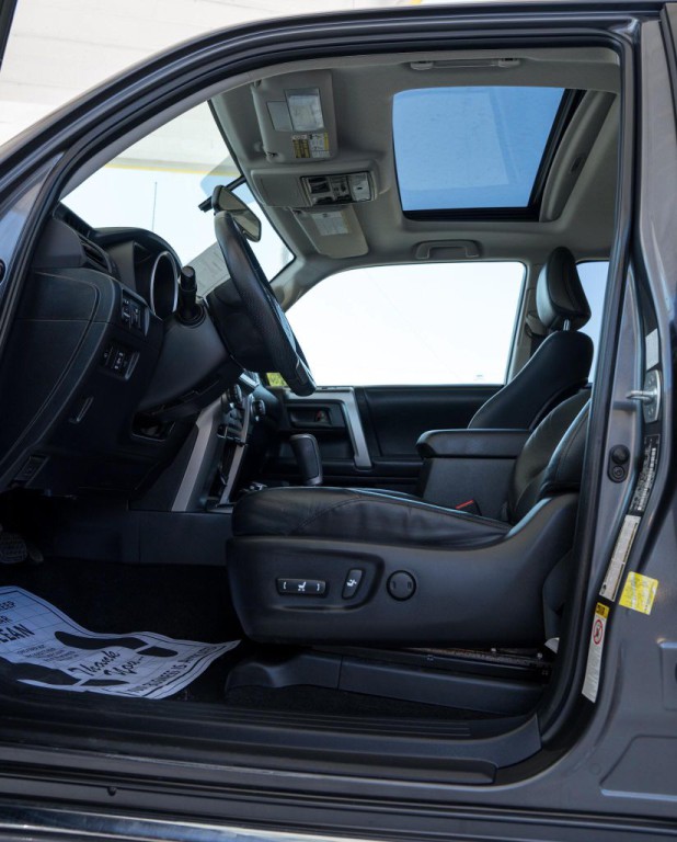 2013 Toyota 4Runner Image 15