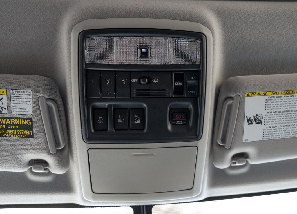 2013 Toyota 4Runner Image 16